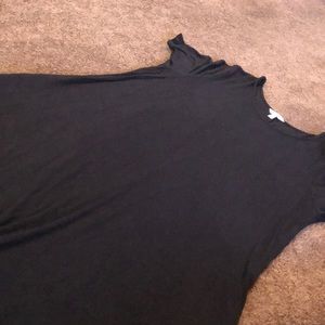 1X black dress with pockets